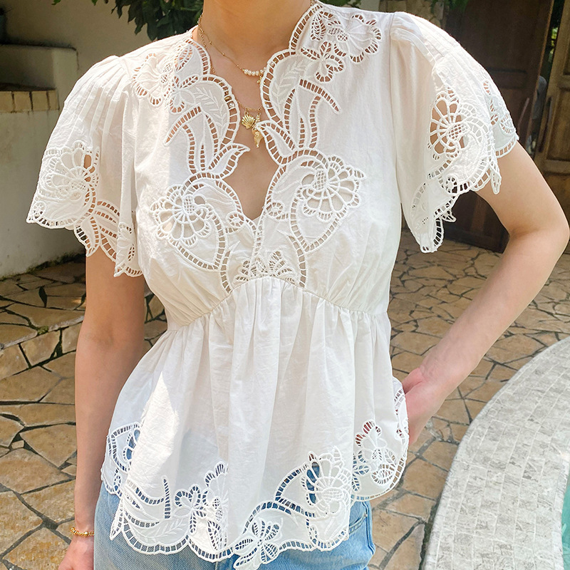 Embroidery Eyelet - Fransız Tarzı Çiçekli Delikli Nakış Bluz