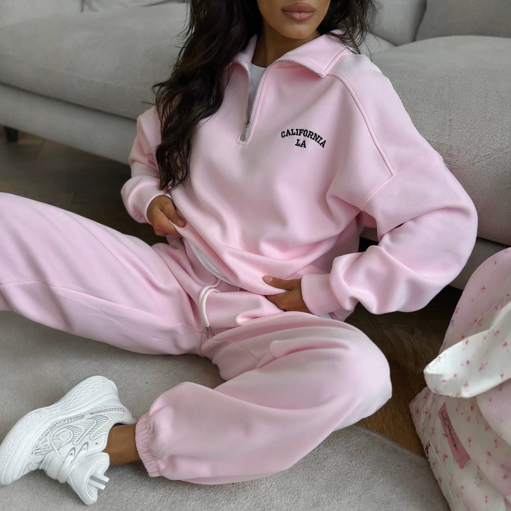 Embroidery Origin - Spor Tarzı Harf İşlemeli Kapüşonlu Üst