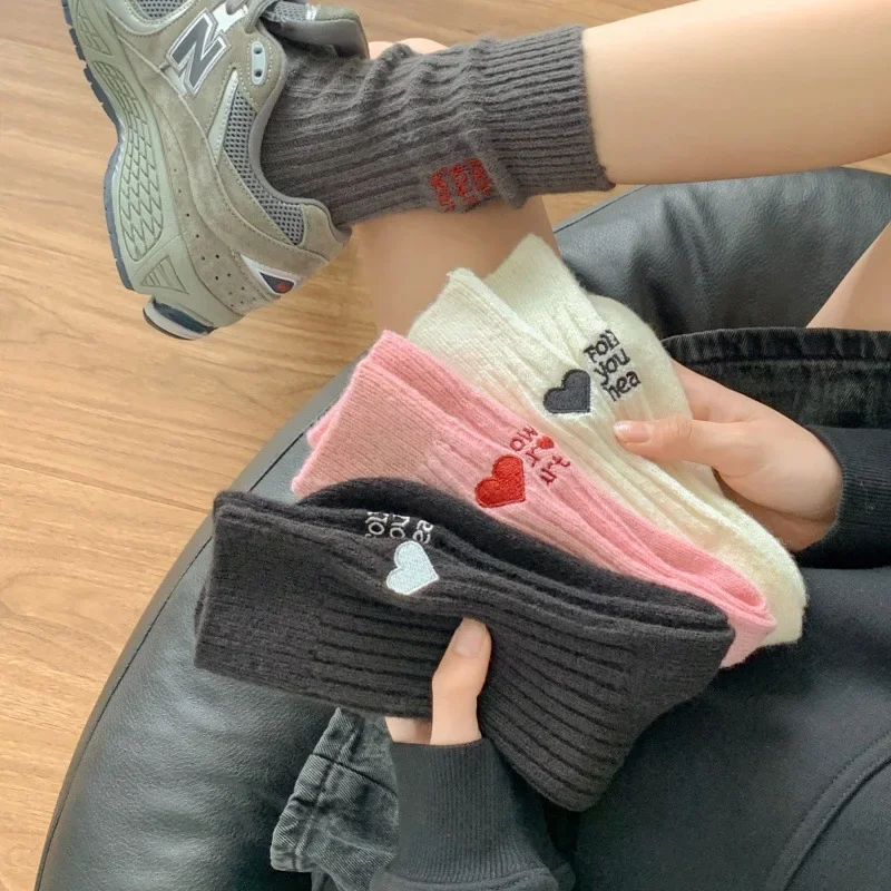 Harajuku Kawaii Orta Tüp Çorap - Embroidery On Socks incelemesi ve fiyatı