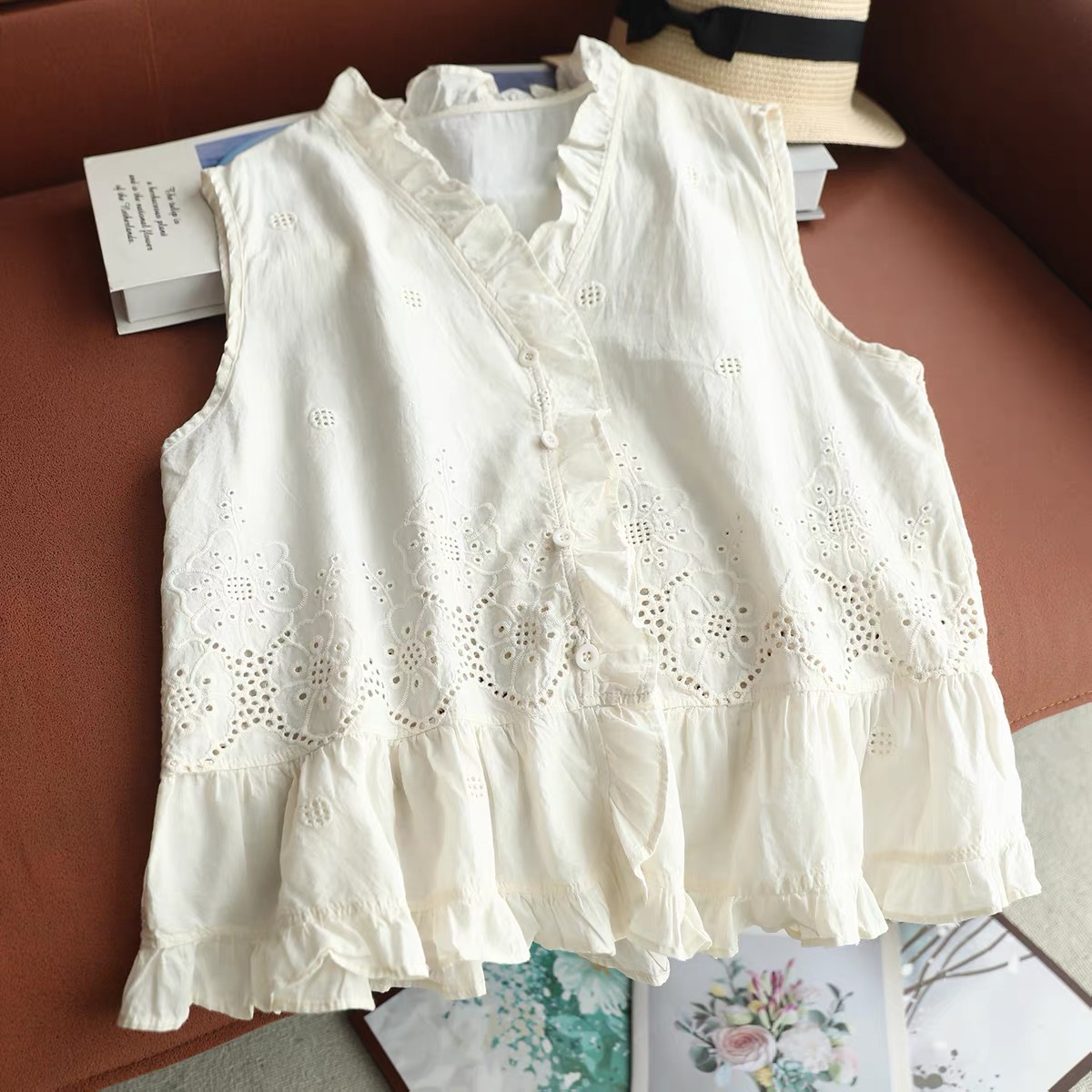 Kadın Kolsuz Yelek Üst Fırfırl - Embroidery Eyelet incelemesi ve fiyatı