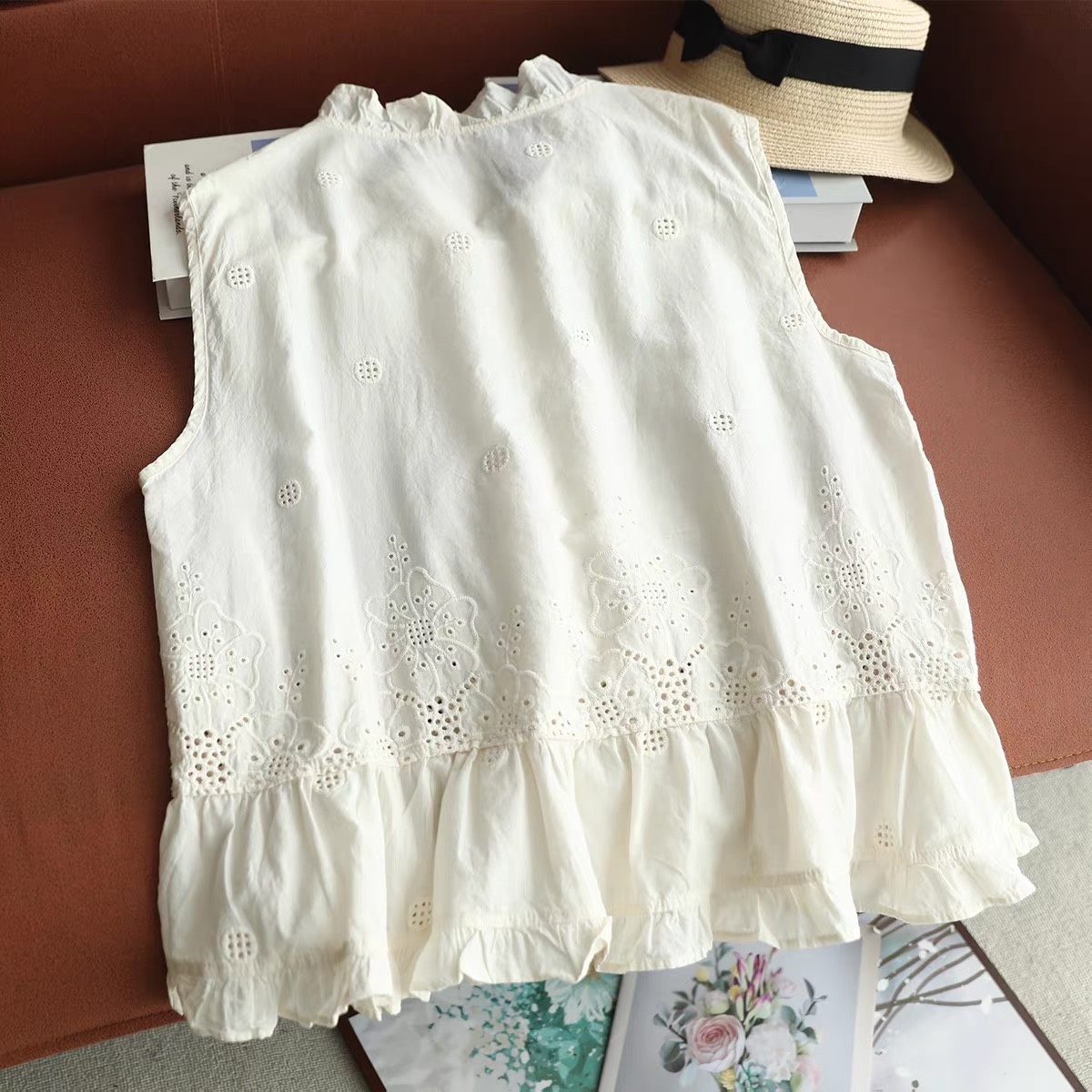Kadın Kolsuz Yelek Üst Fırfırl - Embroidery Eyelet incelemesi ve fiyatı